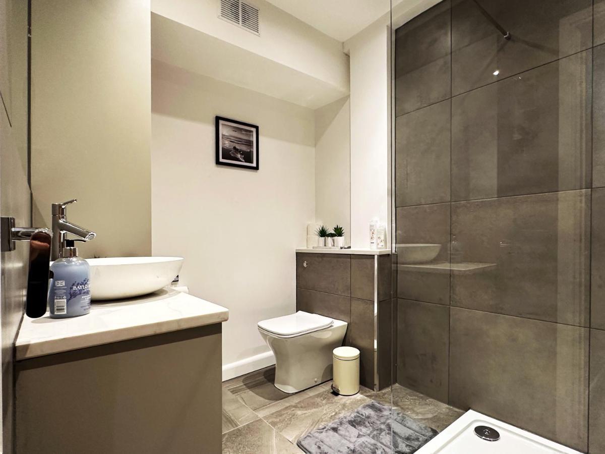 Liam Place Near Hyde Park - 1 Double Bed, 1 Sofa Bed, Spacious Apartment, Private Entrance Londyn Zewnętrze zdjęcie