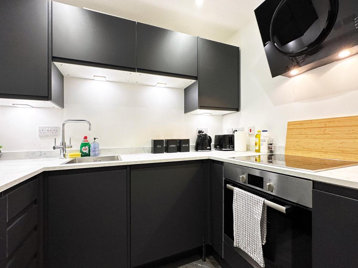 Liam Place Near Hyde Park - 1 Double Bed, 1 Sofa Bed, Spacious Apartment, Private Entrance Londyn Zewnętrze zdjęcie