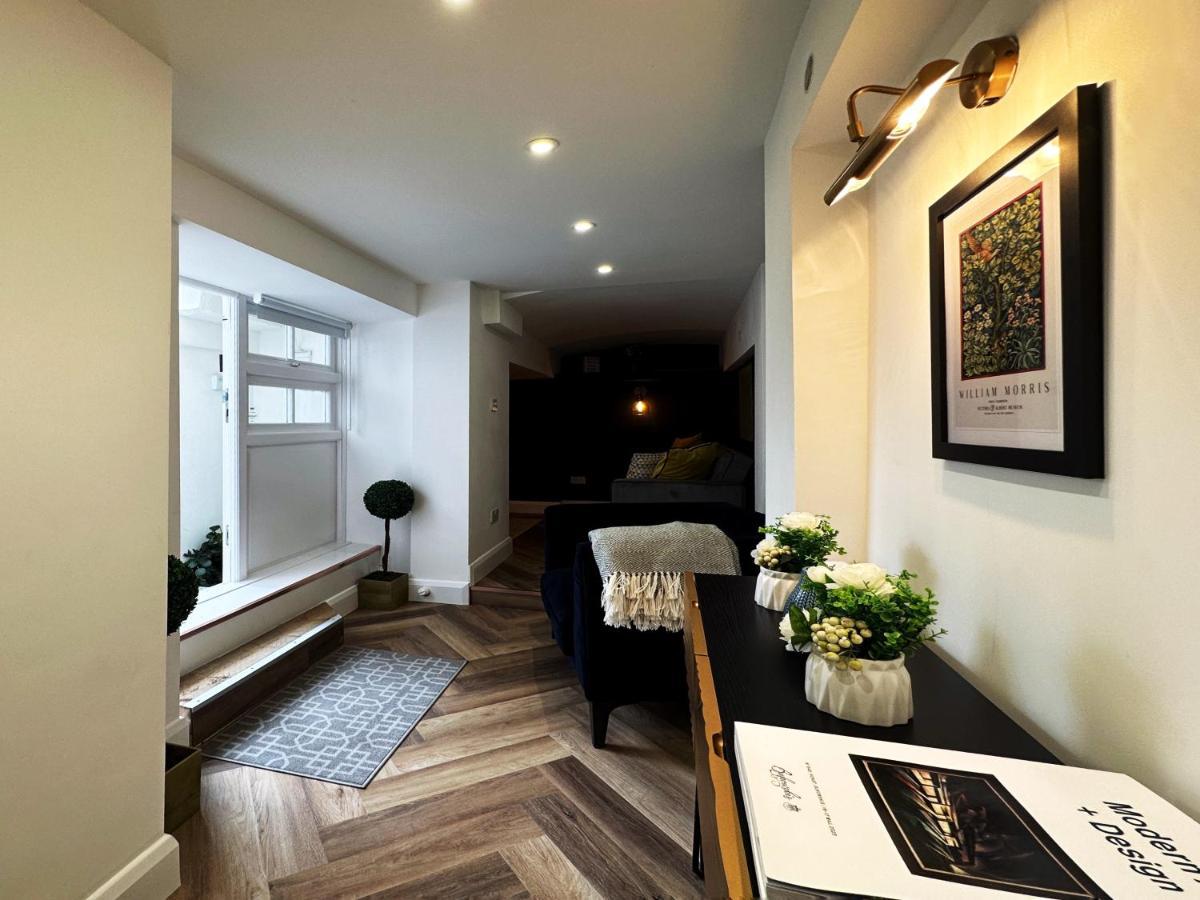 Liam Place Near Hyde Park - 1 Double Bed, 1 Sofa Bed, Spacious Apartment, Private Entrance Londyn Zewnętrze zdjęcie