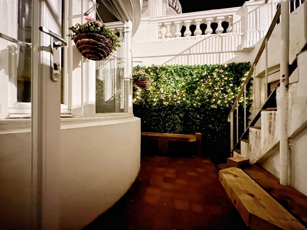 Liam Place Near Hyde Park - 1 Double Bed, 1 Sofa Bed, Spacious Apartment, Private Entrance Londyn Zewnętrze zdjęcie